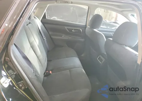 2015 Nissan Altima 2.5 z USA, uszkodzony, nr VIN 1N4AL3AP9FC273055